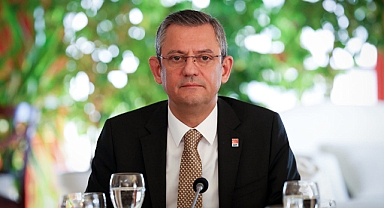 ÖZGÜR ÖZEL: AKŞENER YA YANILTILDI YA DA BİZİMLE KAVGA ETMEK İSTİYOR