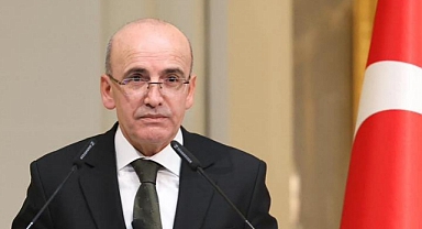  ŞİMŞEK'TEN ENFLASYON MESAJI: REVİZE HEDEFLERİMİZİ TUTTURUYORUZ