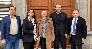 SUİÇMEZ:GAZETECİLER CEMİYETİNİ ZİYARET ETTİ