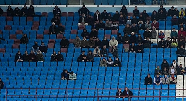 TARAFTAR İSTİFA BEKLİYOR