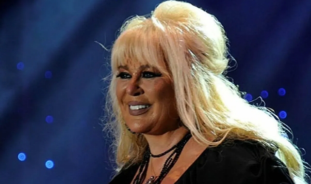 ZERRİN ÖZER TABURCU OLDU