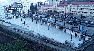 AKÇAABAT PAZARYERİ İNŞAATI SON AŞAMAYA GELDİ