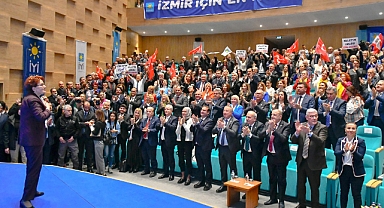 AKŞENER: BUNLARI ANLATAMADIĞIMIZ İÇİN ATATÜRK’ÜN VARİSİ OLANLAR DEM’LENİYOR BUGÜN
