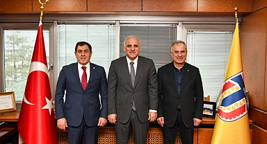 BAŞKAN ZORLUOĞLU'NDAN TTB'YE ZİYARET