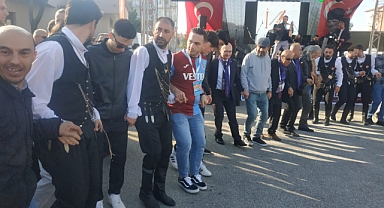 BİZİM UŞAKLAR MANİSALILARI COŞTURDU