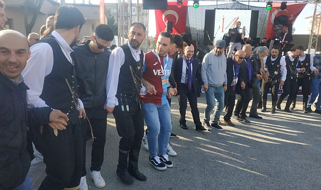 BİZİM UŞAKLAR MANİSALILARI COŞTURDU