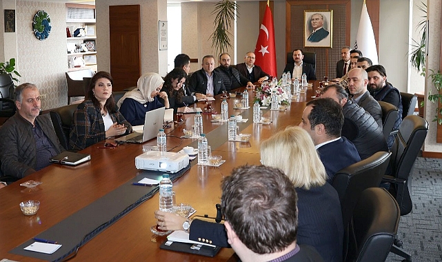 ÇELEBİ:"FİRMALARIMIZA DESTEK OLUYORUZ"