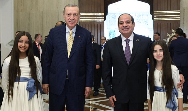 CUMHURBAŞKANI ERDOĞAN, MISIR CUMHURBAŞKANI ES-SİSİ İLE GÖRÜŞTÜ