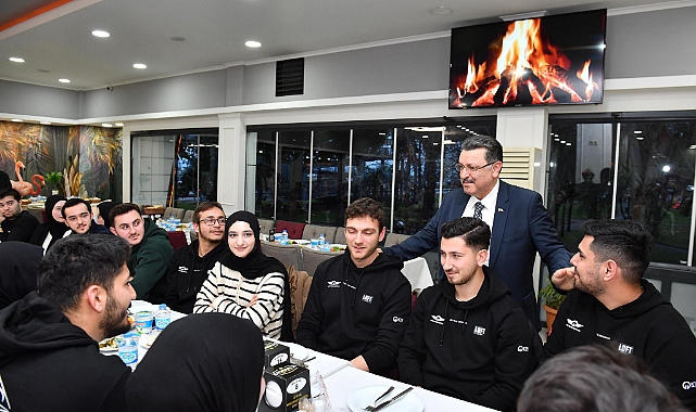 GENÇ:AVRUPA’DA BÖYLE GENÇLİK YOK, SİZLERLE GURUR DUYUYORUM!