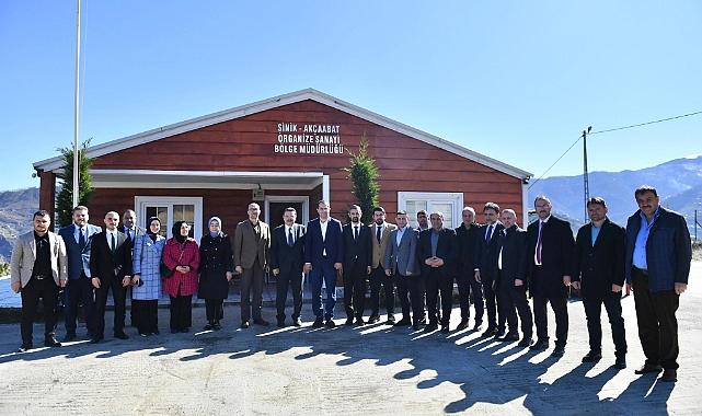 GENÇ: “ORGANİZE SANAYİ BÖLGELERİ TRABZON’UN GÜCÜDÜR”