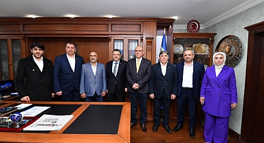 GENÇ: “ŞARTLAR NE OLURSA OLSUN, SORUNLARI ÇÖZMEYE TALİBİM”