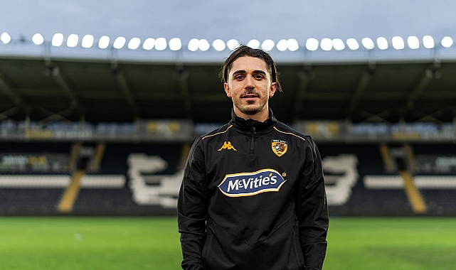 HULL CİTY TEKNİK DİREKTÖRÜNDEN ABDÜLKADİR ÖMÜR AÇIKLAMASI: ''ONUN FUTBOL KİŞİLİĞİNİ SEVİYORUM"