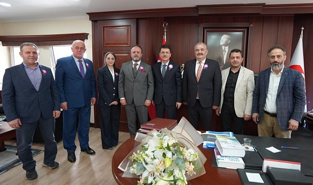 EMLAKÇILAR ESNAF SANATKARLAR ODASI'NDAN ZİYARET