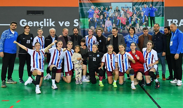 ORTAHİSAR KADIN HENTBOL TAKIMI ŞAMPİYONLUĞUNU İLAN ETTİ