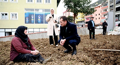 OSMAN NURİ EKİM AKÇAABAT İÇİN KOLLARI SIVADI