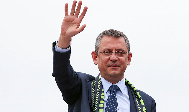 ÖZGÜR ÖZEL: ANKETLER İZMİR'DE 30'DA 30'U MÜJDELİYOR