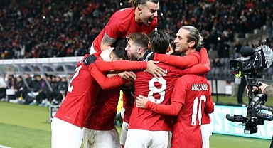 AY-YILDIZLILARIN MACARİSTAN SINAV