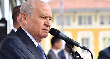 BAHÇELİ'DEN İKTİDARA GAZZE ÇAĞRISI: GEREKİRSE TÜRKİYE RESTİNİ ÇEKMELİ