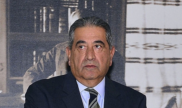 FENERBAHÇELİ ESKİ YÖNETİCİDEN "TERBİYESİZ" PAYLAŞIM!