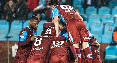 FIRTINA’DA ÇİFTE MUTLULUK