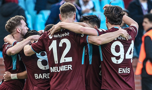 FIRTINA'NIN PAPARA PARK'TA KANARYA AVI