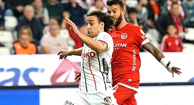 HER ALANDA ÖLÜMCÜL SAVAŞ