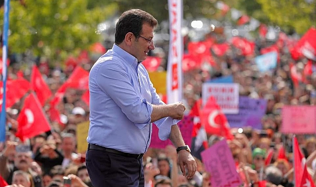 İMAMOĞLU'NDAN 'KUMPAS' GÖNDERMESİ: SEÇİM YAKLAŞTIKÇA RUH SAĞLIKLARI BOZULUYOR