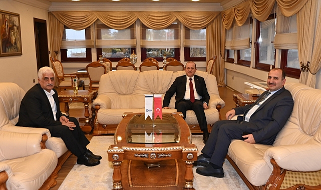 KTÜ REKTÖRÜ ÇUVALCI, ARSİN BELEDİYE BAŞKANI GÜRSOY’U AĞIRLADI