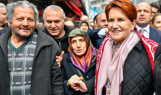 MERAL AKŞENER TRABZON'A GELDİ