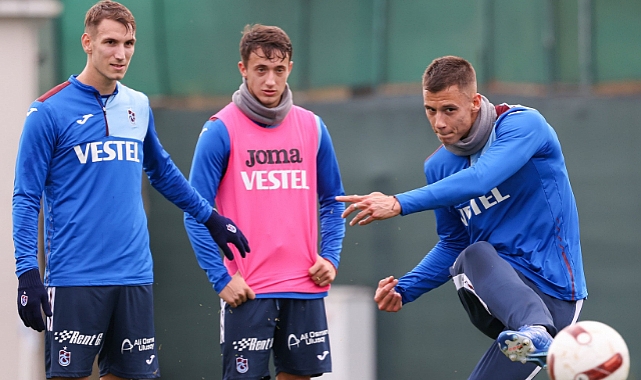 O YABANCILARA 'KULÜP BULUN' DENDİ!