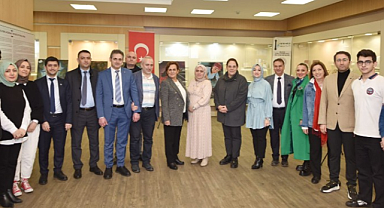 ÖĞRENCİLERDEN 'İŞ HAYATINDA KADIN' TEMALI RESİM SERGİSİ