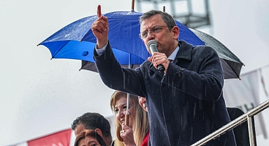 ÖZGÜR ÖZEL: O KANUNDA İMZAM VAR