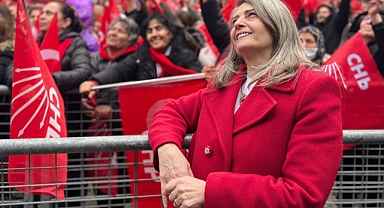  SİBEL SUİÇMEZ’İN ÇAĞRISI: TRABZON HALKI DEĞİŞİM İSTİYOR
