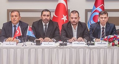 TOPLANTI DOĞRU AMA HAVANDA SU DÖVÜLDÜ