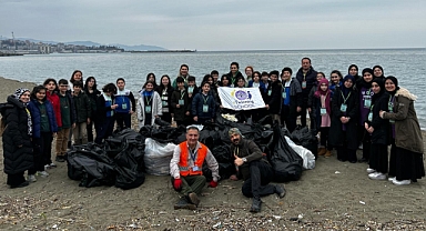 TRABZON'DA EĞİTİM VE SAĞLIK CAMİASINDAN ÇEVRE TEMİZLİĞİ: İKLİMİN SON ÇAĞRISI!