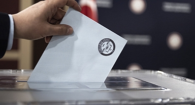 TÜRKİYE SANDIK BAŞINDA