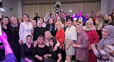 YOMRALI KADINLAR GÖNÜLLERİNCE EĞLENDİ