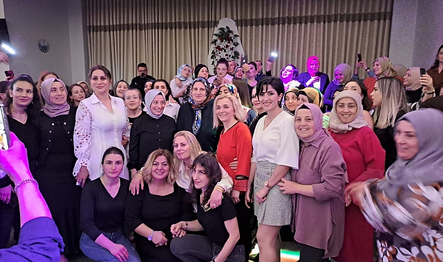 YOMRALI KADINLAR GÖNÜLLERİNCE EĞLENDİ