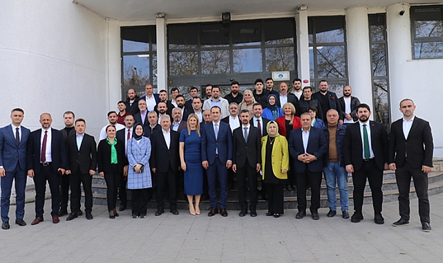 AKÇAABAT'TA BAŞKAN EKİM MAZBATASINI ALDI