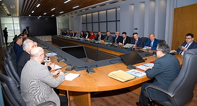 BAŞKAN GENÇ GÖREVE HIZLI BAŞLADI