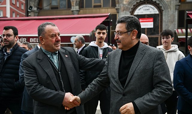 BAŞKAN GENÇ ULAŞIM PERSONELİYLE BAYRAM KAHVALTISINDA BULUŞTU