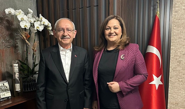 BURCU KÖKSAL, İLK ZİYARETİNİ KILIÇDAROĞLU'NA GERÇEKLEŞTİRDİ