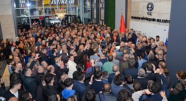 BÜYÜKŞEHİR'DE DEVİR TESLİM GERÇEKLEŞTİ