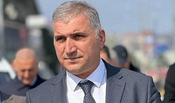 CHP'Lİ BATMAZ :ÇEBİ GİBİLERE İNAT KARDEŞLİK DİLİ KULLANARAK HİZMET ETMEYE DEVAM EDECEĞİZ."