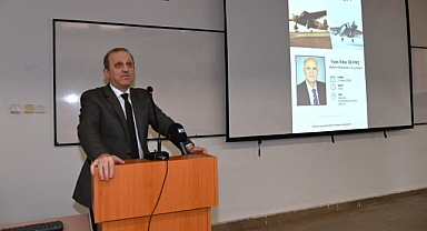  ÇUVALCI, ÖĞRENCİLERE SESLENDİ: “ÜRETMEK İÇİN DAHA ÇOK ÇALIŞACAĞIZ”