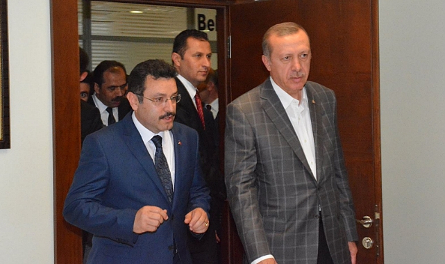 ERDOĞA'DAN GENÇ'E TEBRİK TELEFONU