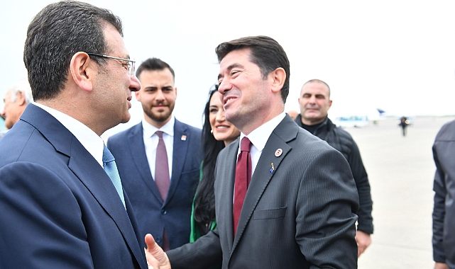 İMAMOĞLU'NA MEMLEKTİNDE COŞKULU KARŞILAMA