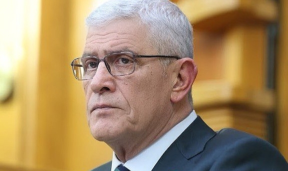 İY PARTİ'NİN YENİ GENEL BAŞKANI MÜSAVAT DERVİŞOĞLU OLDU