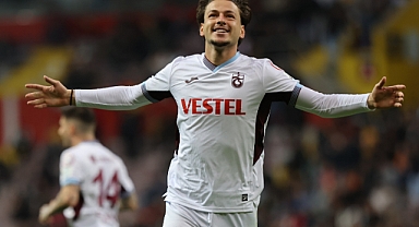 KAYSERİ'DE ENİS 'DESTAN' YAZDI!