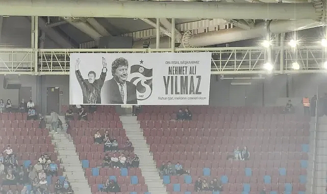 MEHMET ALİ YILMAZ İÇİN PANKART AÇILDI